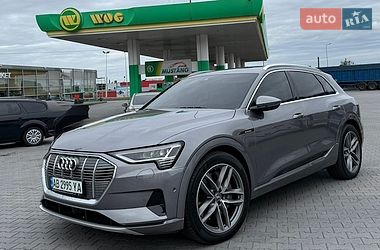 Внедорожник / Кроссовер Audi e-tron 2019 в Житомире