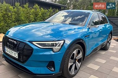 Позашляховик / Кросовер Audi e-tron 2019 в Черкасах