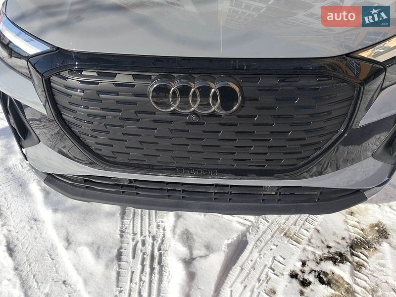 Позашляховик / Кросовер Audi e-tron 2023 в Києві