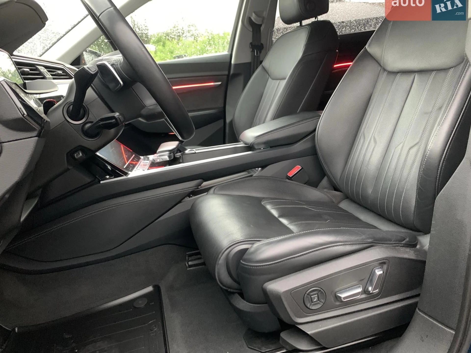 2019 Audi e-tron - мініатюра 19