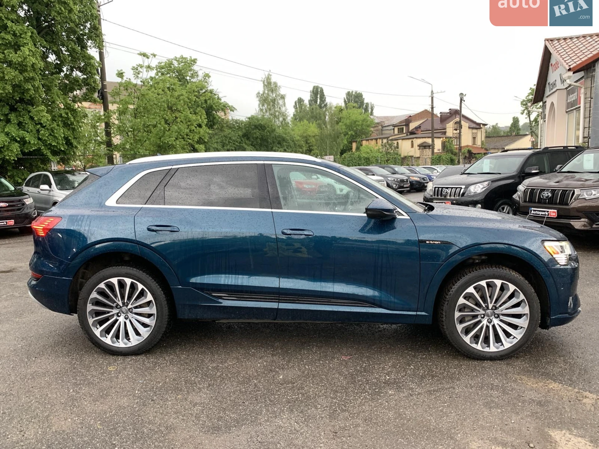 2019 Audi e-tron - мініатюра 4