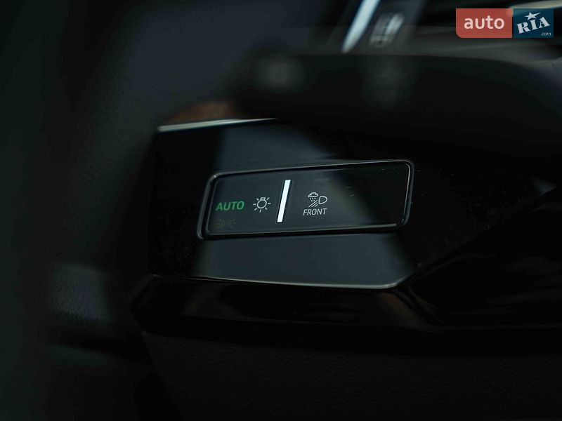 Внедорожник / Кроссовер Audi e-tron 2022 в Черновцах