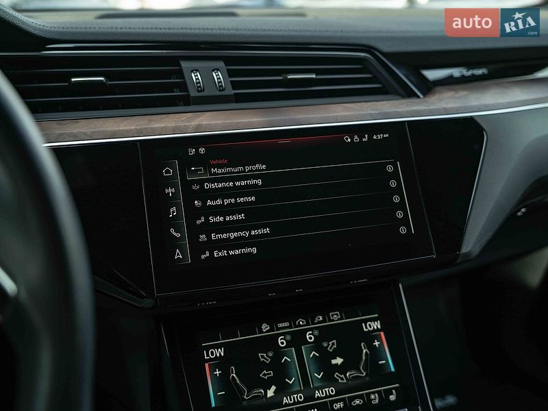 Внедорожник / Кроссовер Audi e-tron 2022 в Черновцах