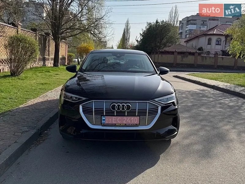 Audi e-tron 2021