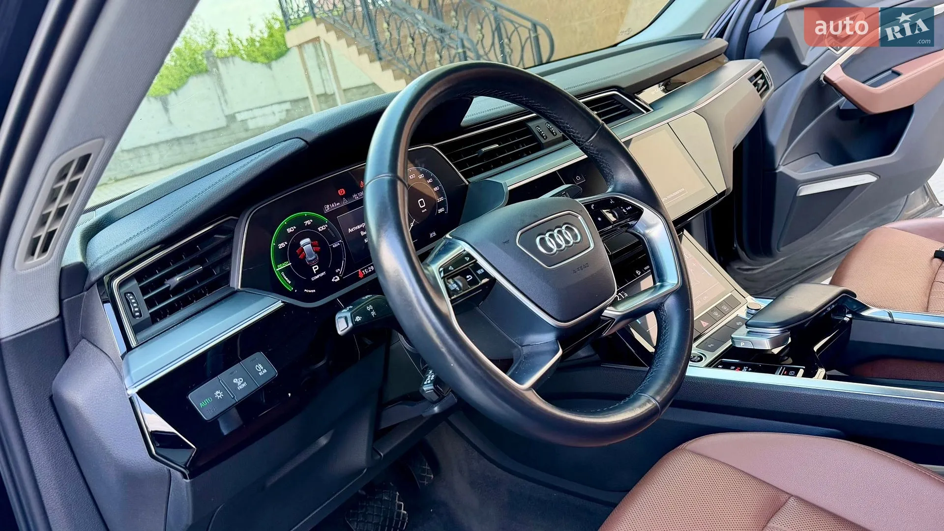2021 Audi e-tron - мініатюра 11