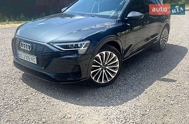 Внедорожник / Кроссовер Audi e-tron 2020 в Новояворовске