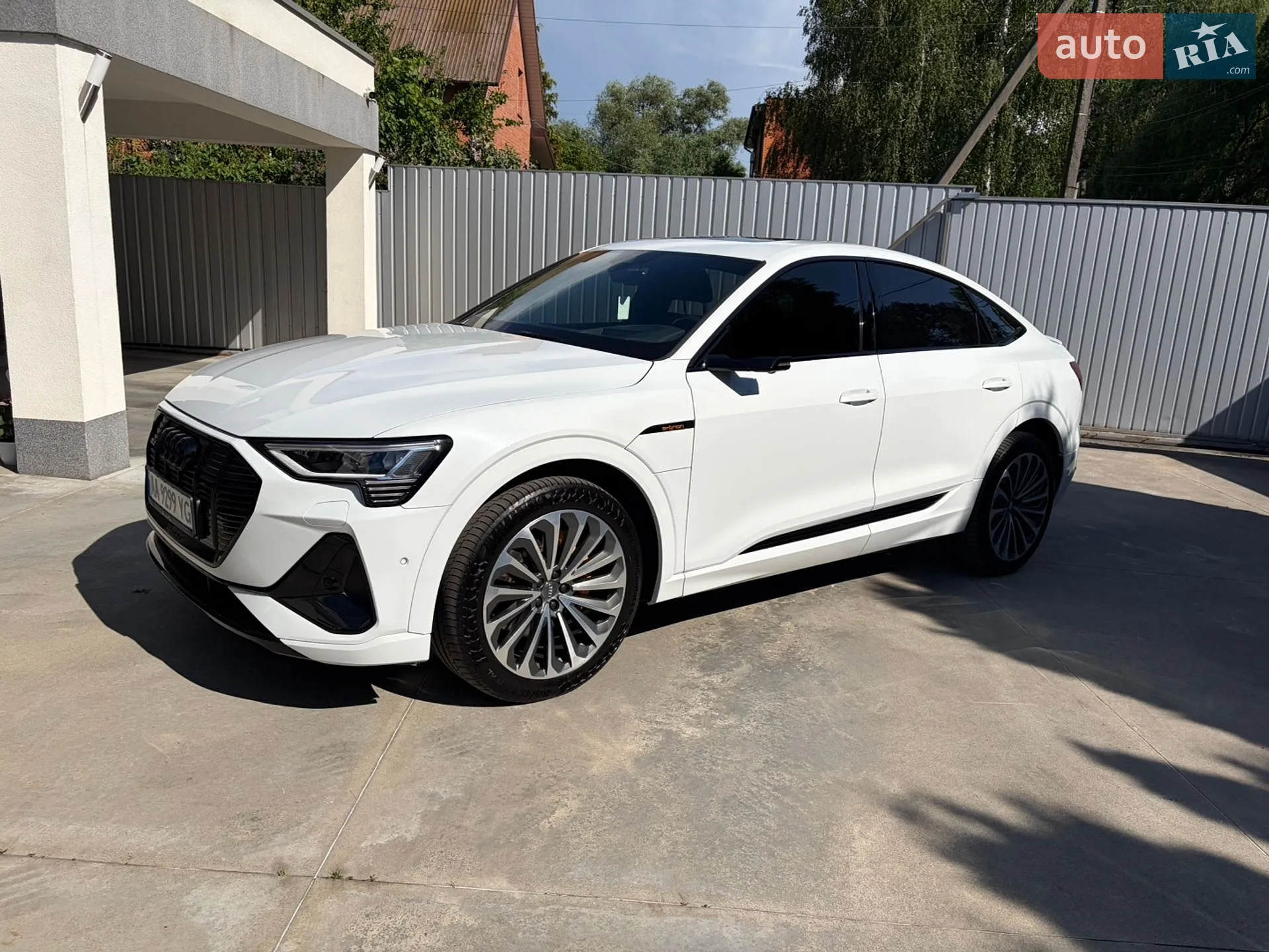 2021 Audi e-tron - мініатюра 5