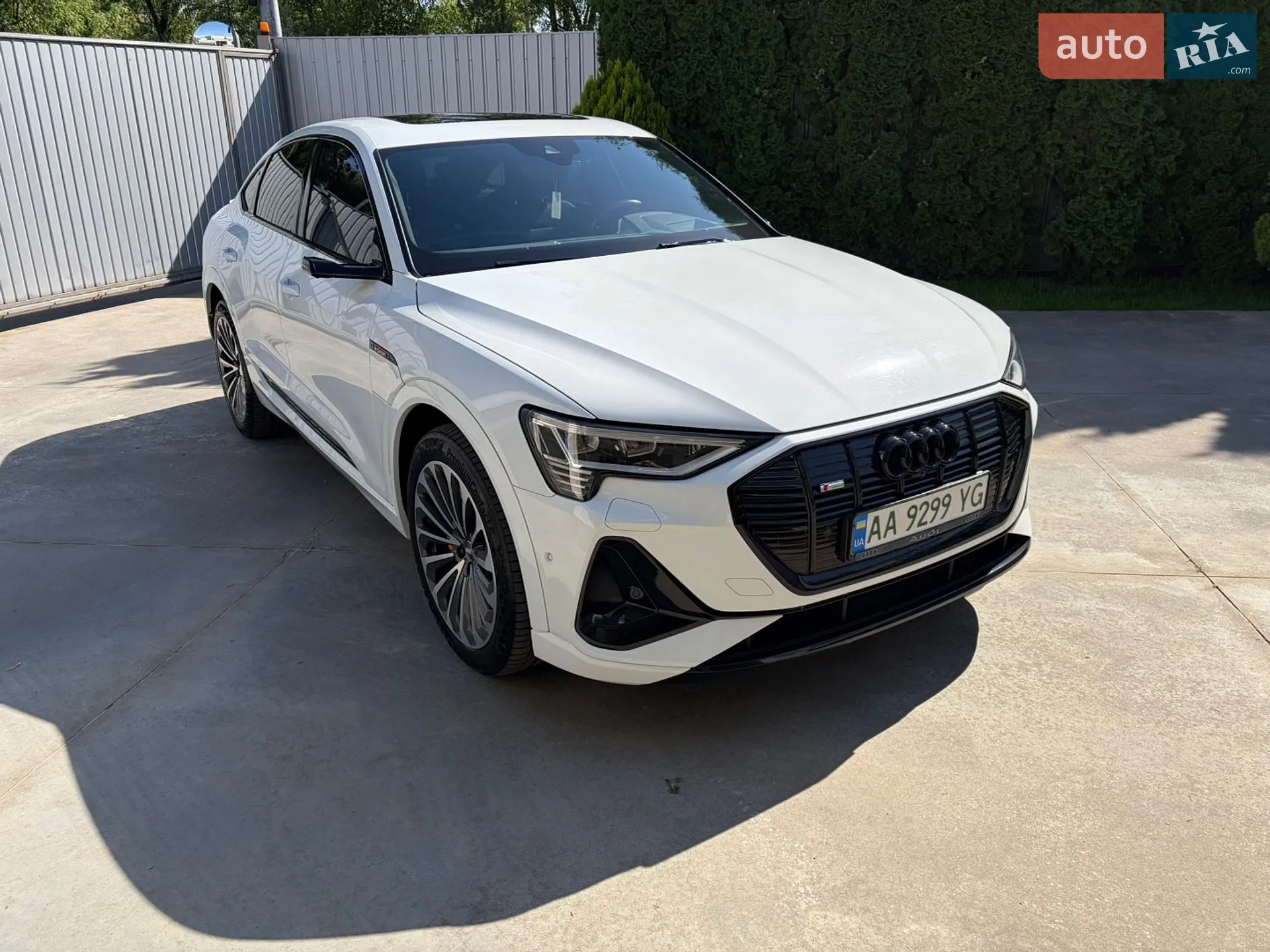 2021 Audi e-tron - мініатюра 2