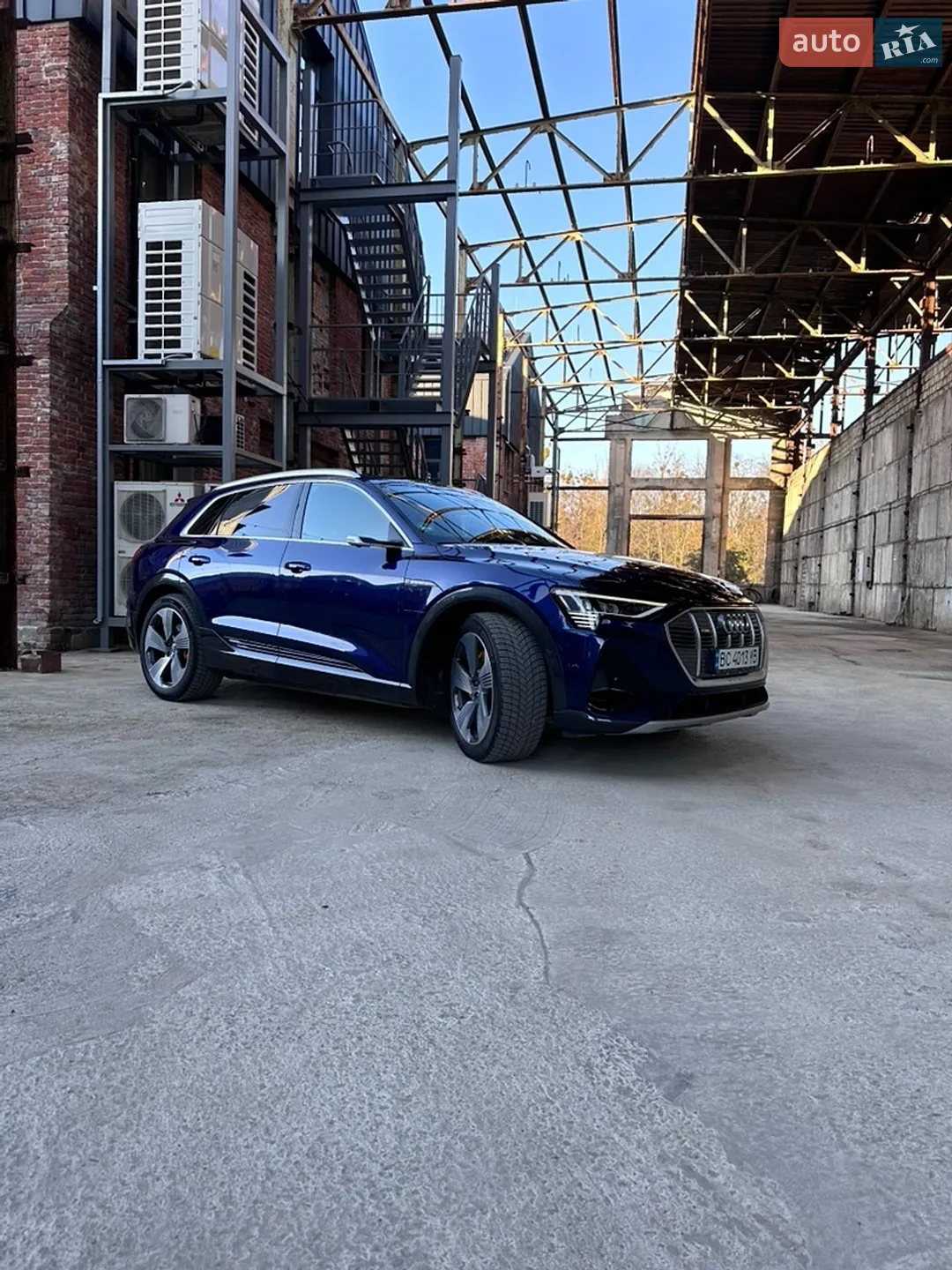 2020 Audi e-tron - мініатюра 13