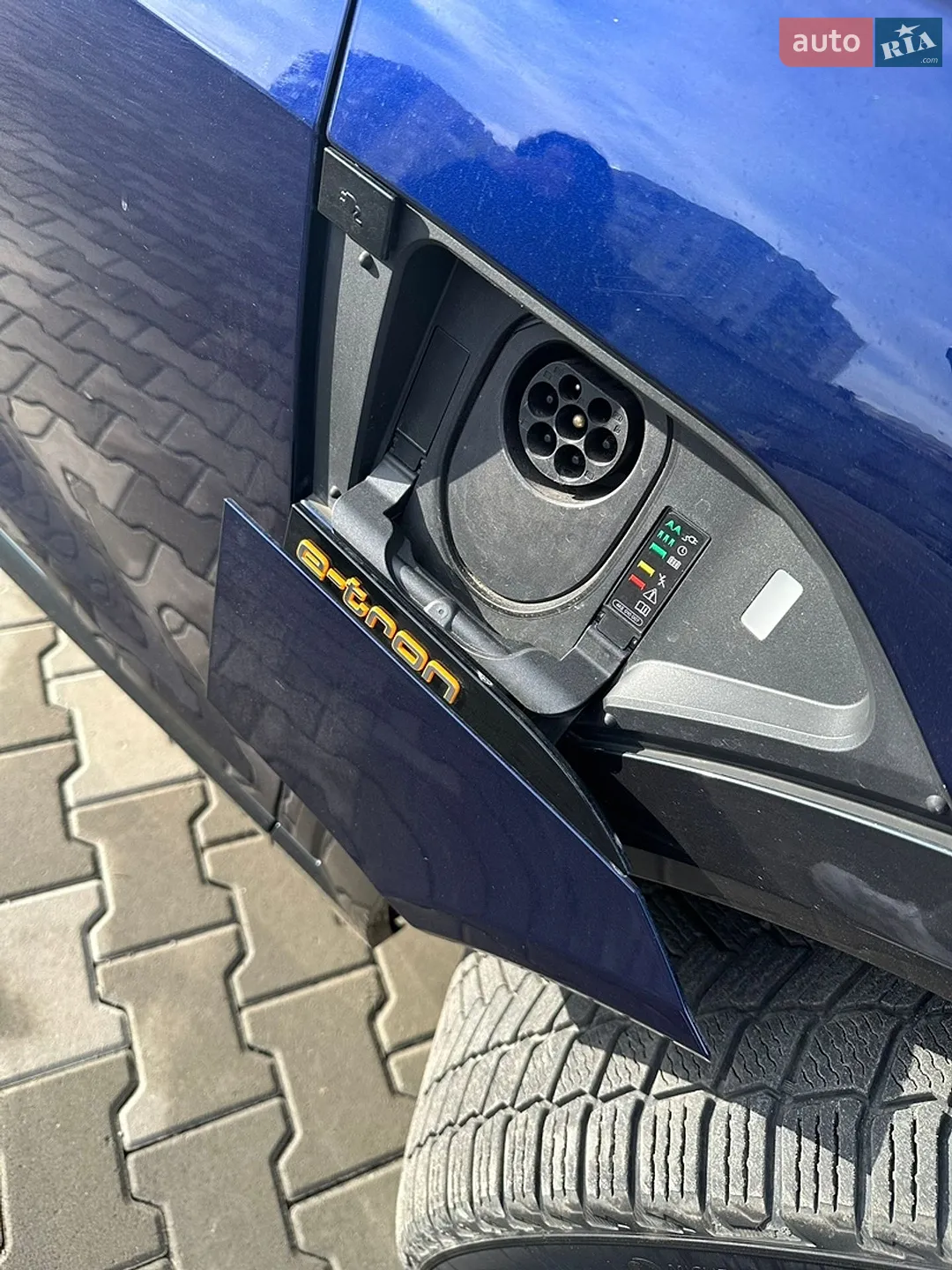 2020 Audi e-tron - мініатюра 16