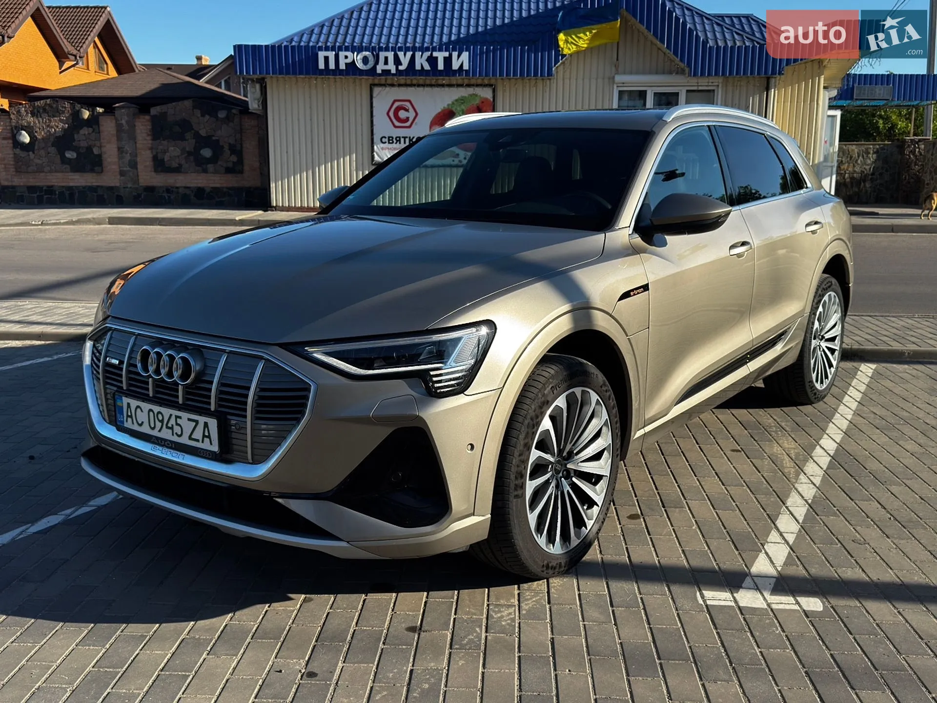 2021 Audi e-tron - мініатюра 2