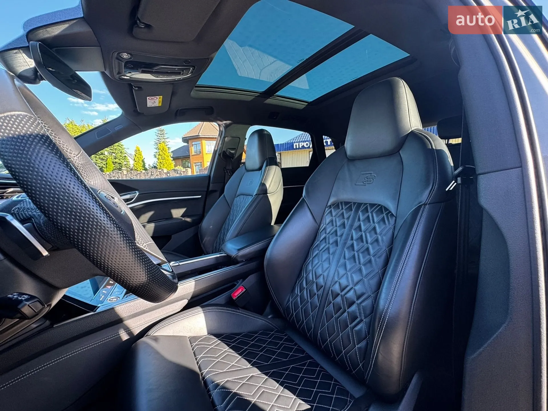 2021 Audi e-tron - мініатюра 12