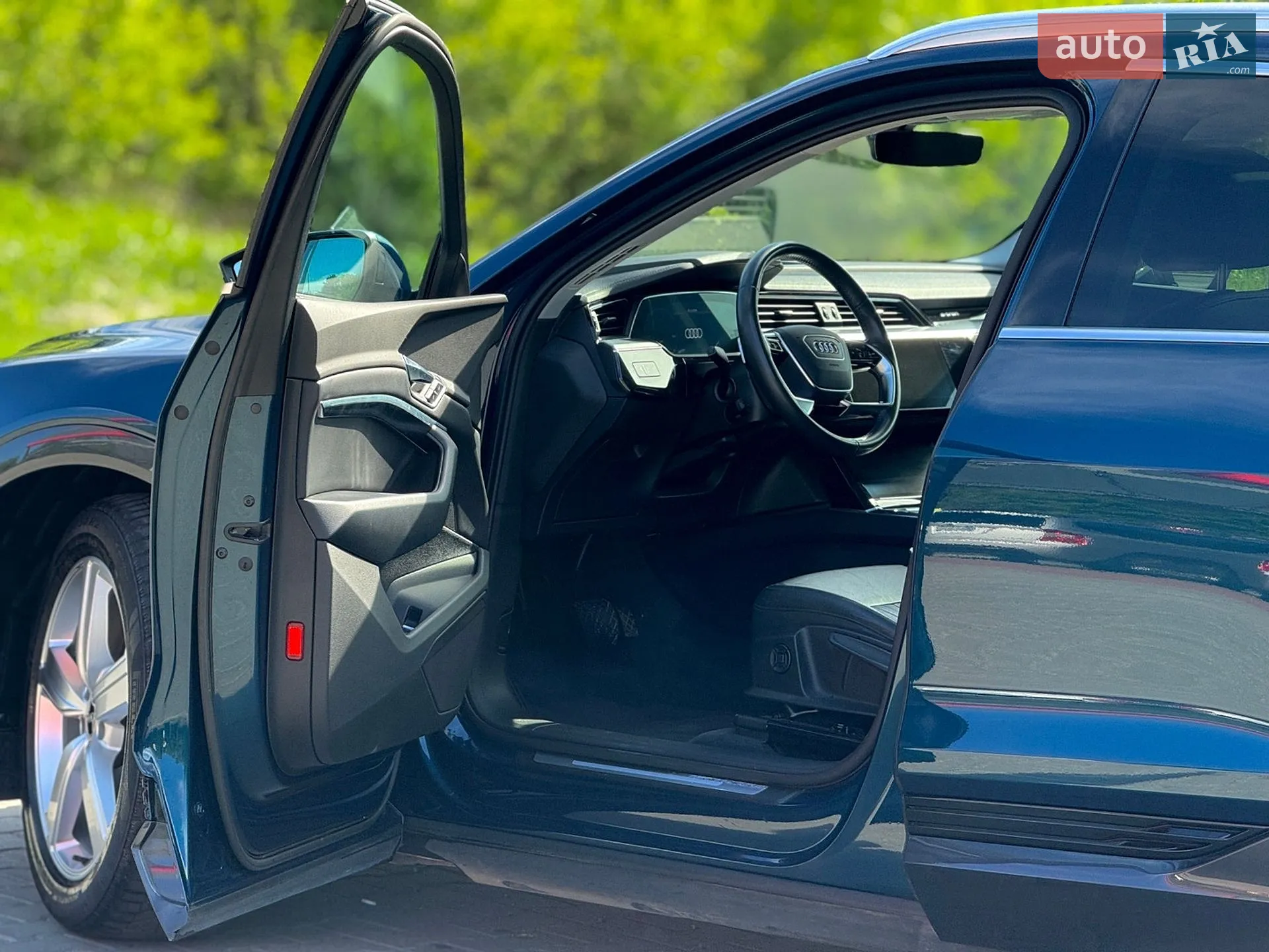 2021 Audi e-tron - мініатюра 37