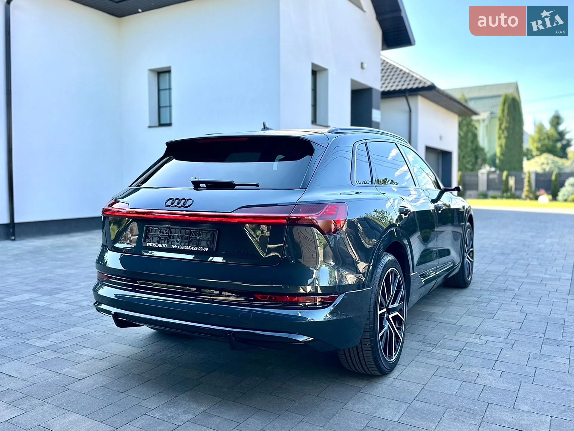 2020 Audi e-tron - мініатюра 7