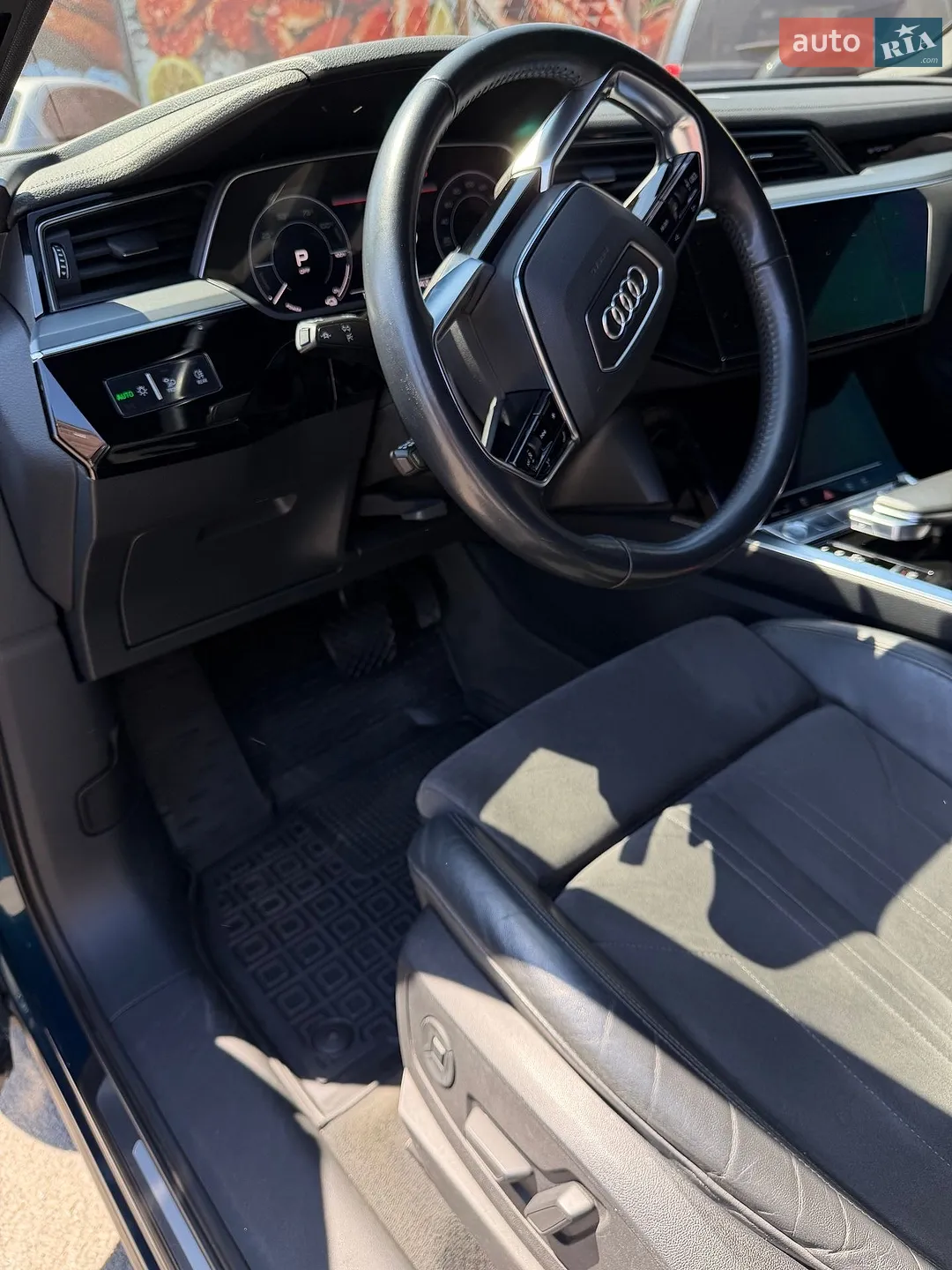 2019 Audi e-tron - мініатюра 24