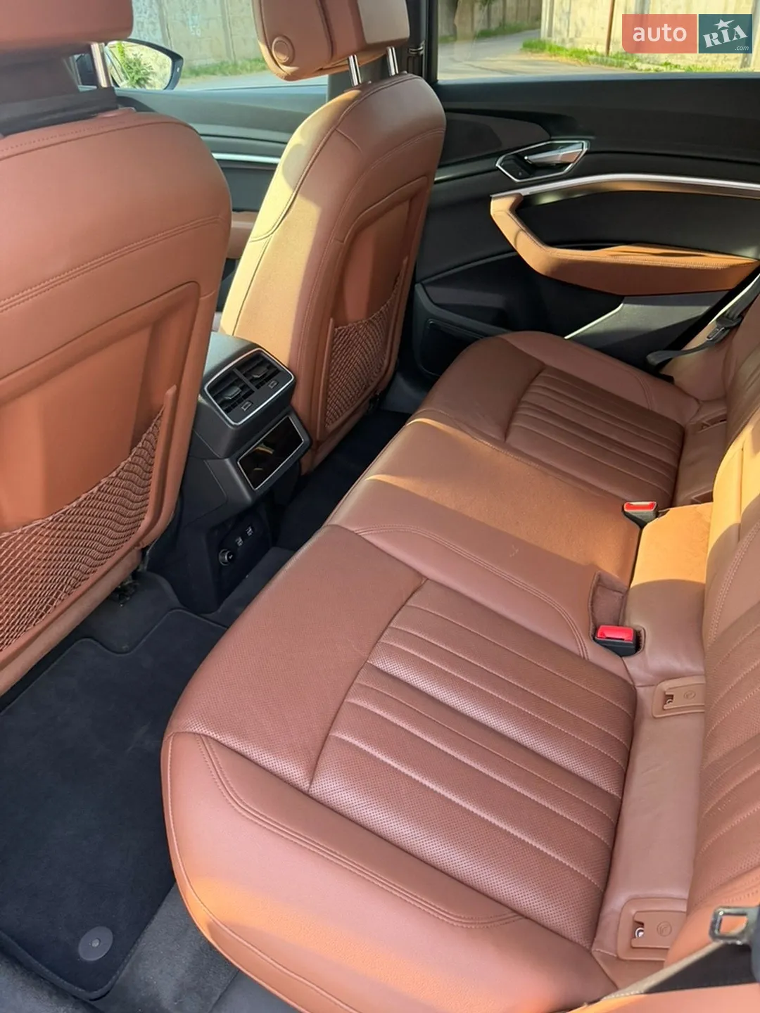 2019 Audi e-tron - мініатюра 5