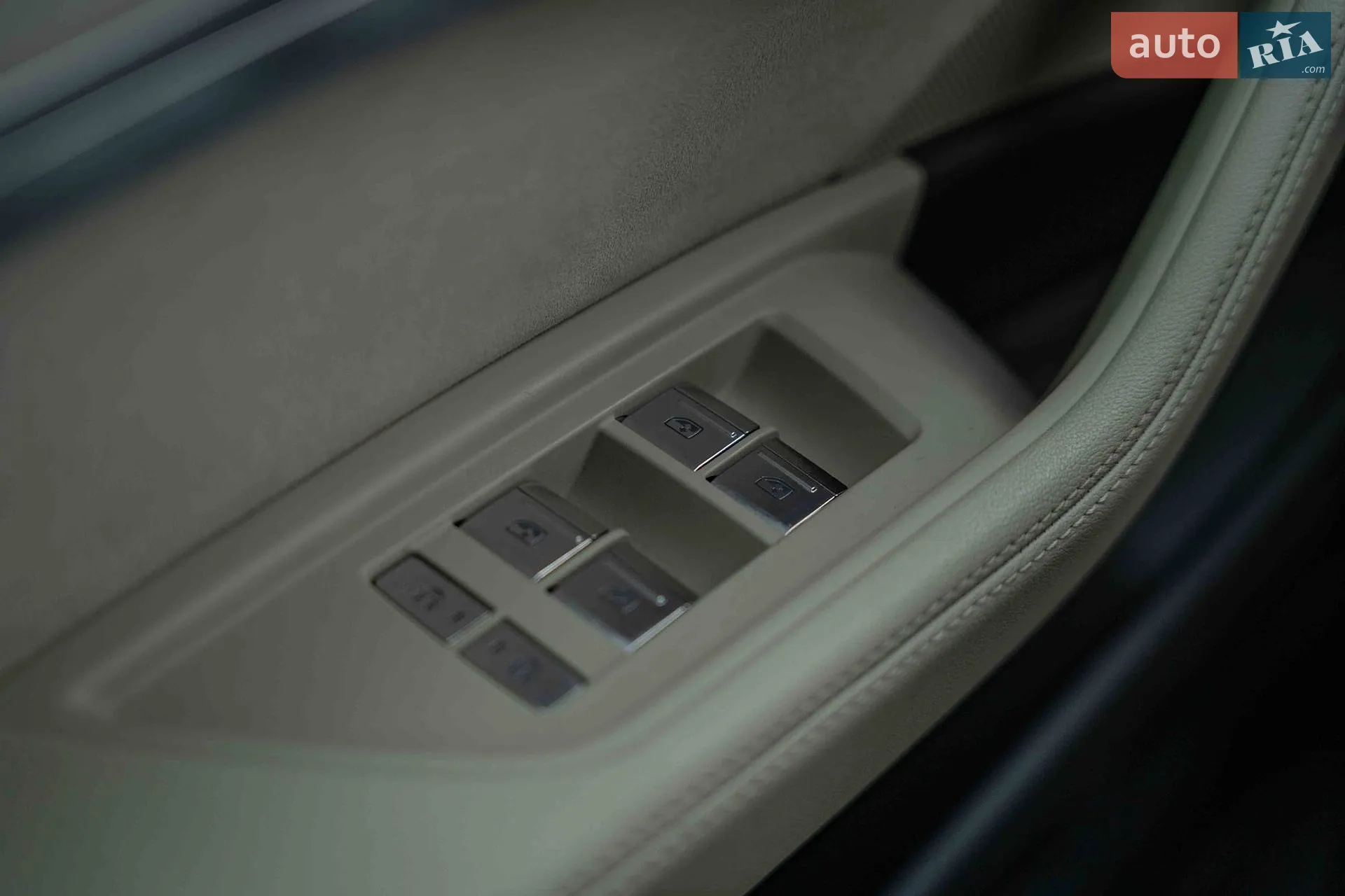 2019 Audi e-tron - мініатюра 27