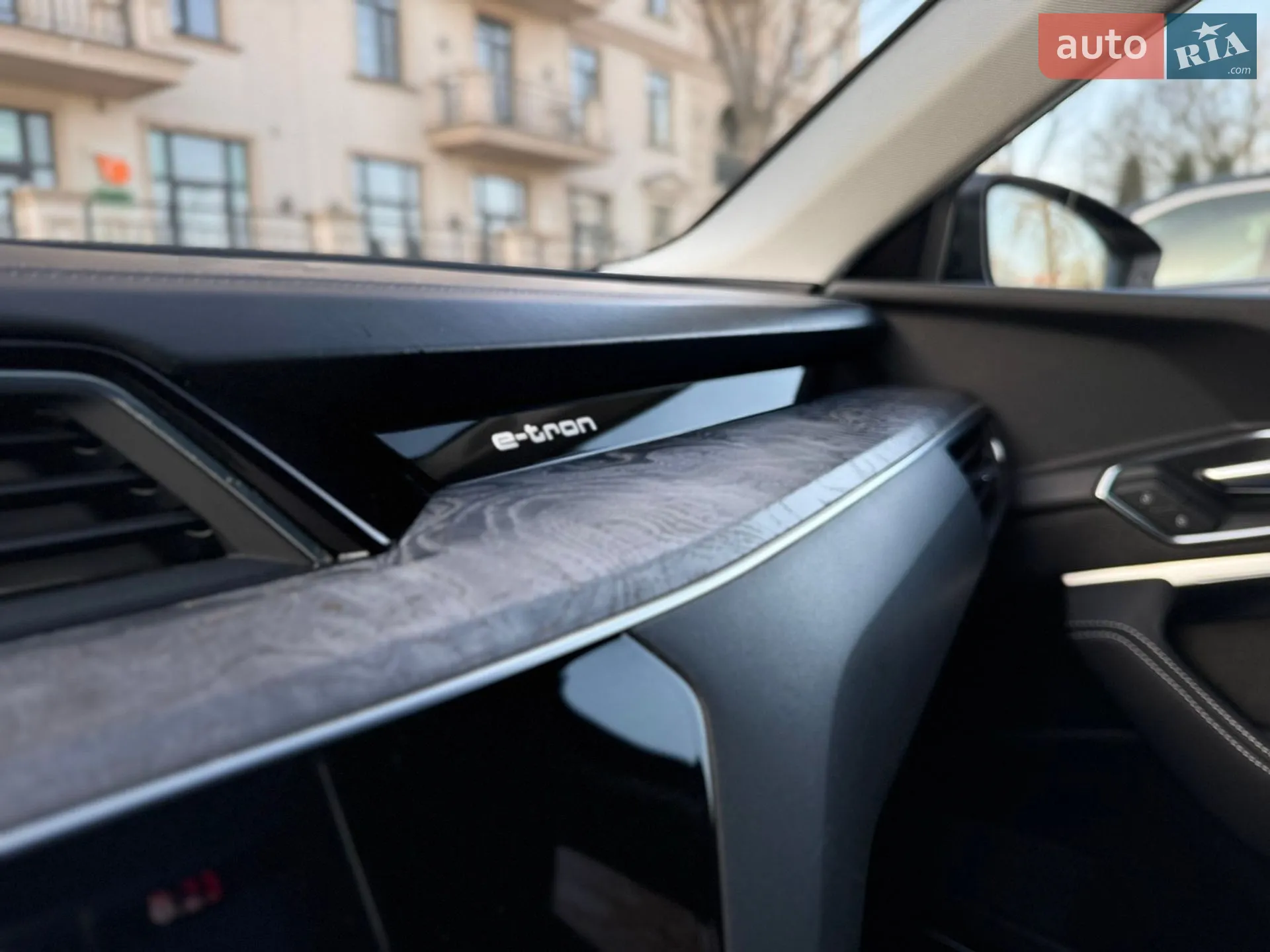 2019 Audi e-tron - мініатюра 17