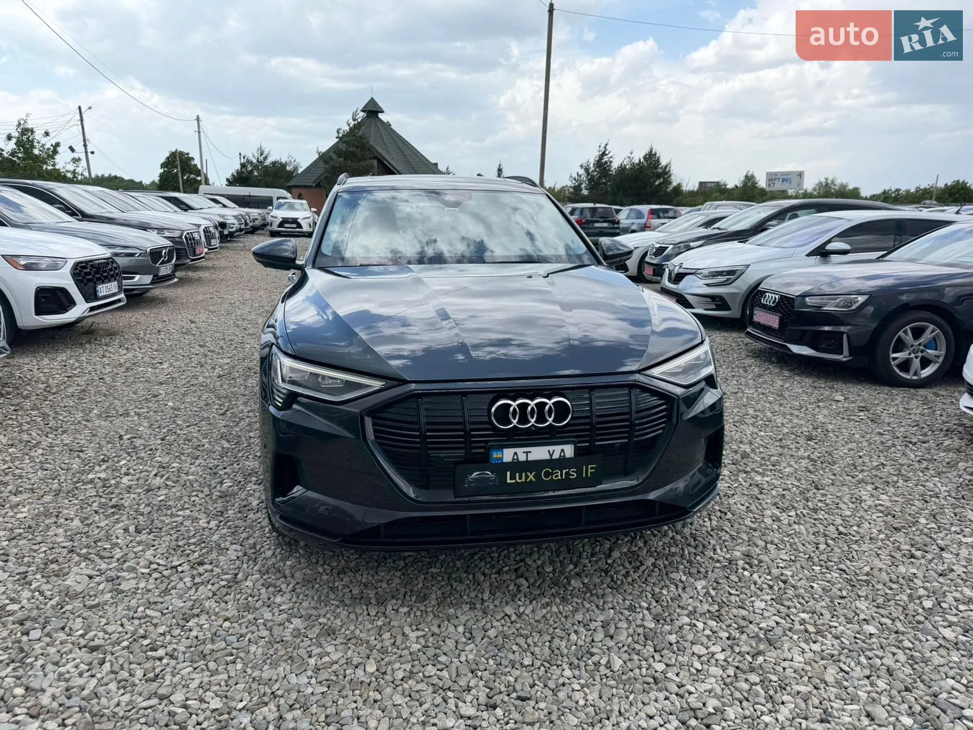 2020 Audi e-tron - мініатюра 5