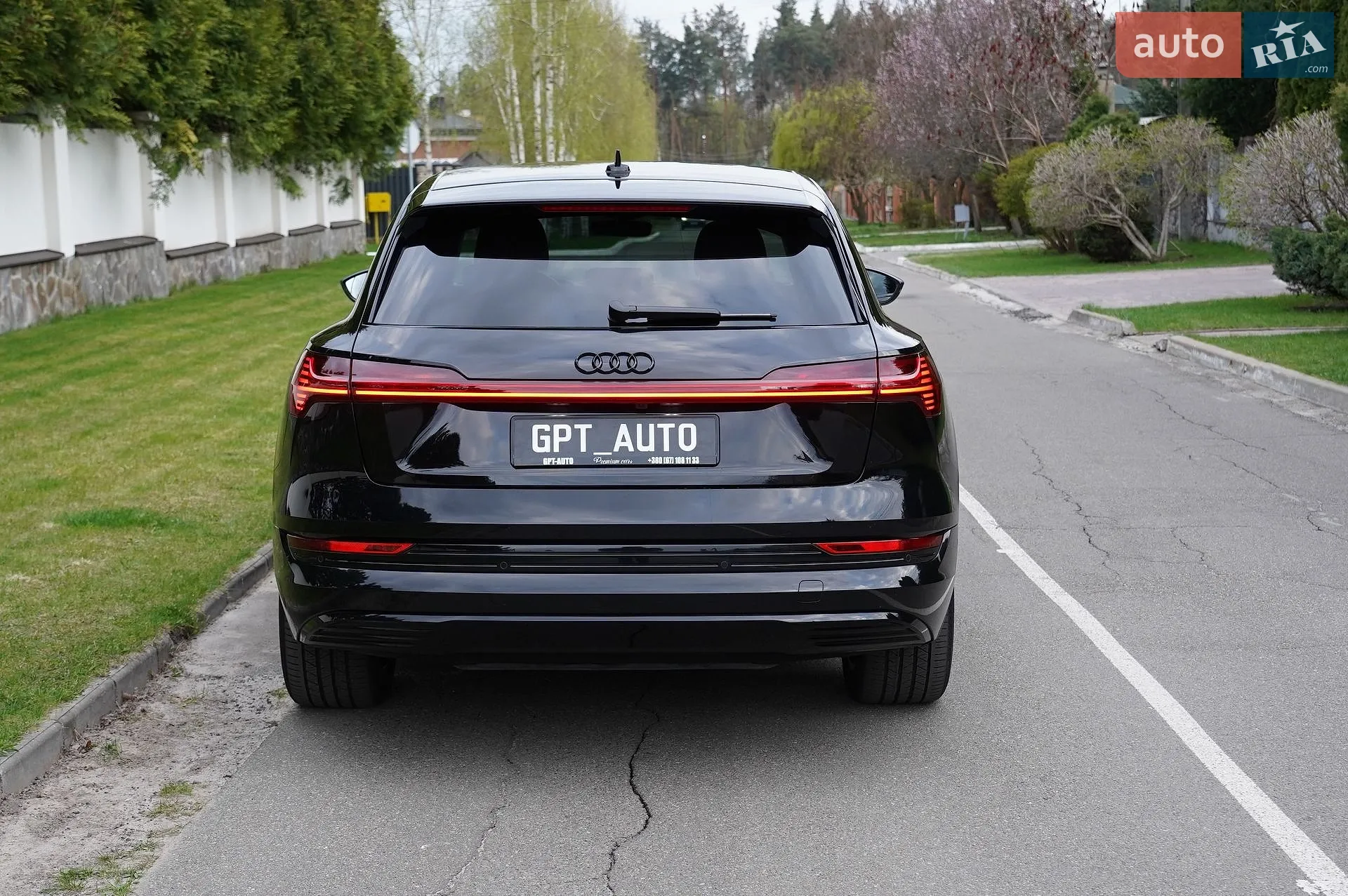 2022 Audi e-tron - мініатюра 13