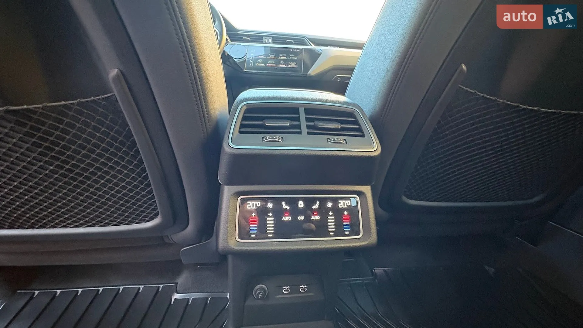 2021 Audi e-tron - мініатюра 16