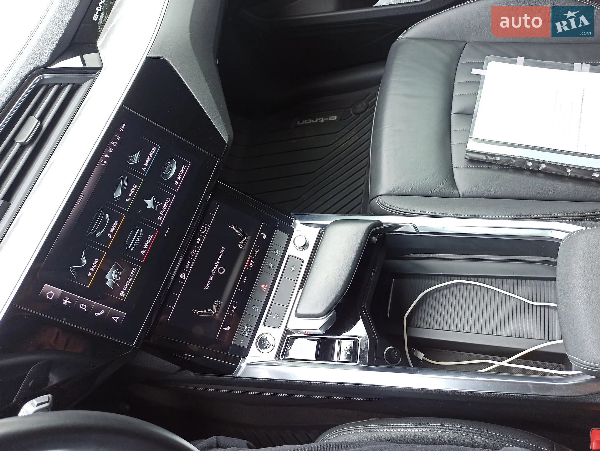 2022 Audi e-tron - мініатюра 8
