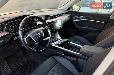 Внедорожник / Кроссовер Audi e-tron 2019 в Львове