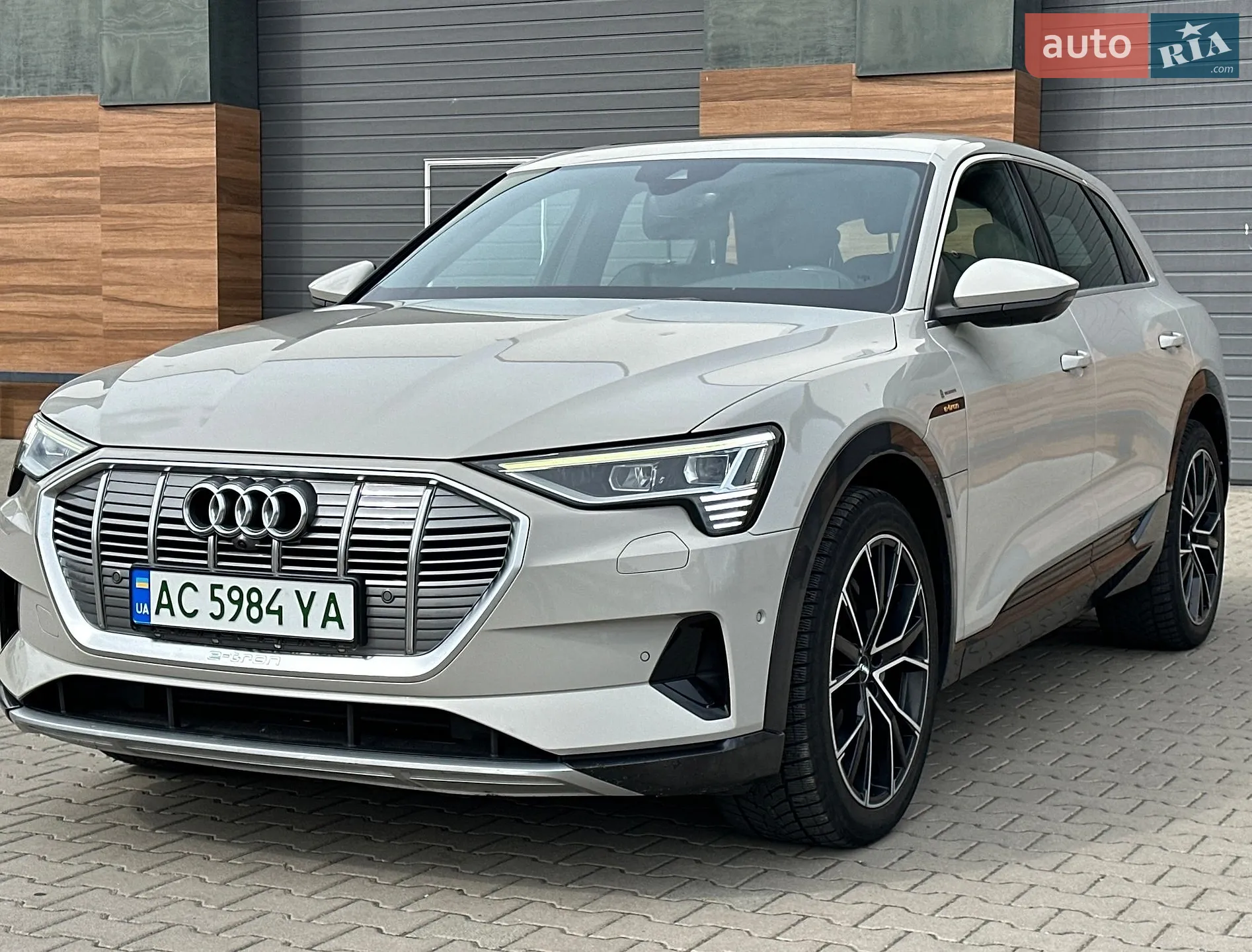 2020 Audi e-tron - мініатюра 6