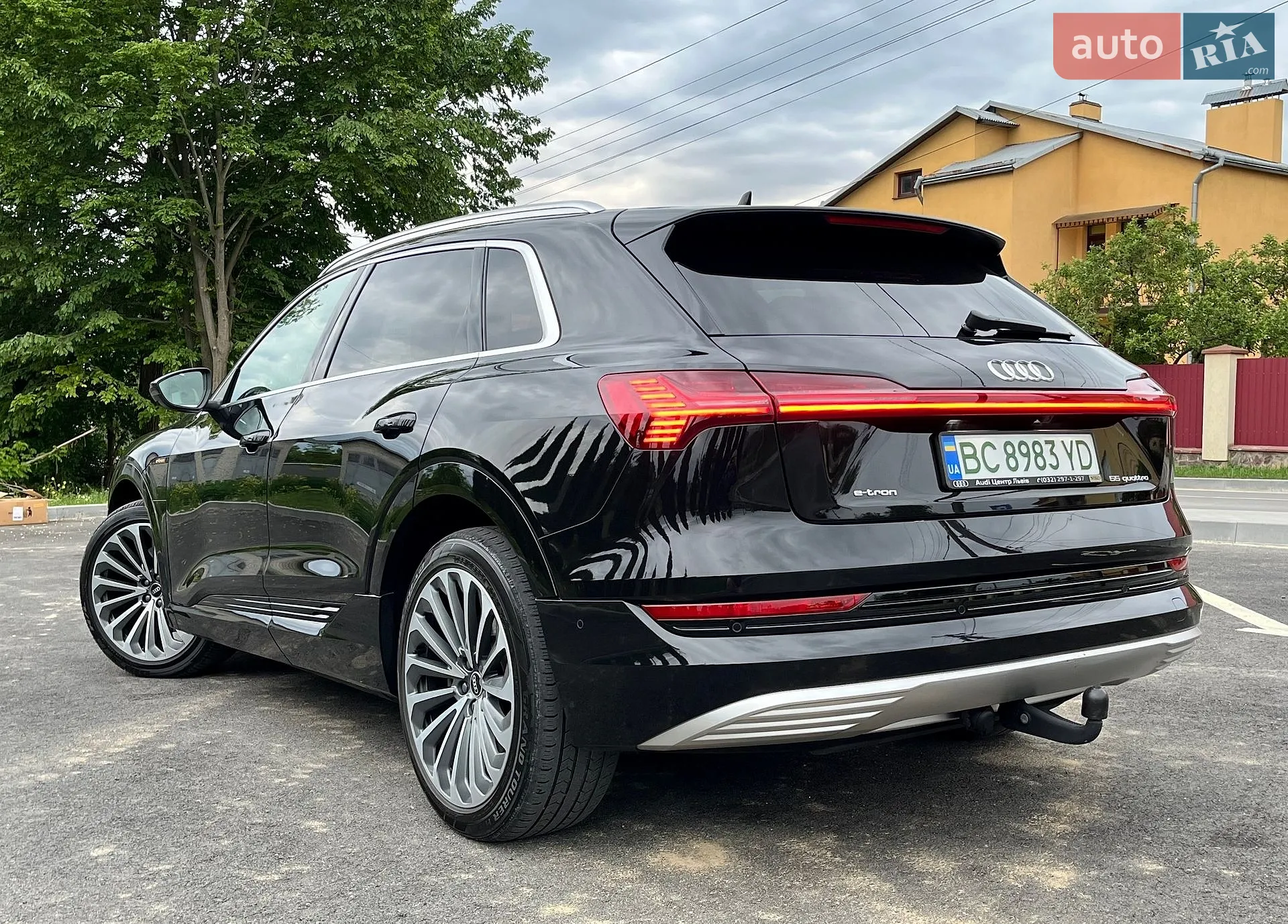 2020 Audi e-tron - мініатюра 28
