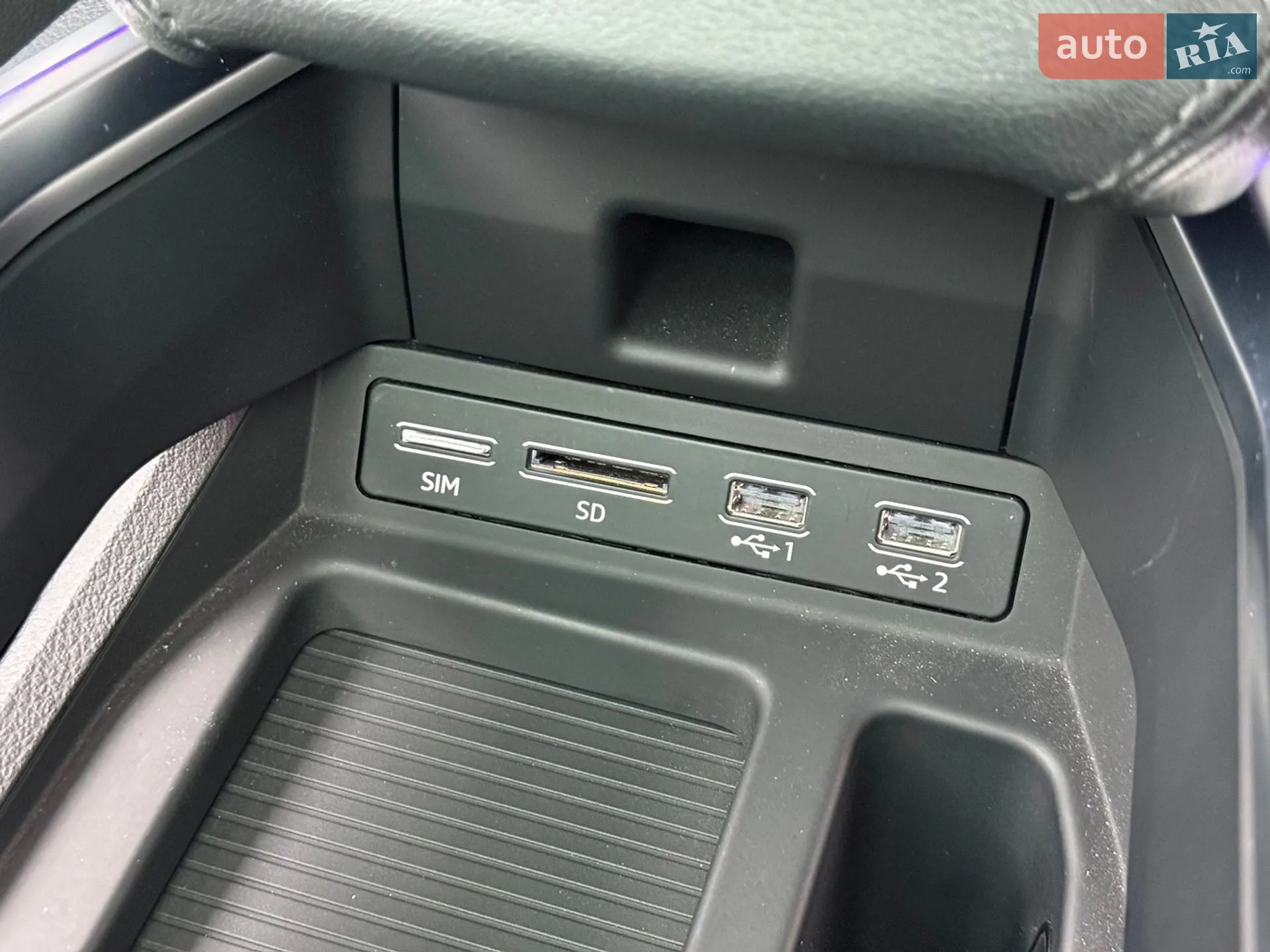 2019 Audi e-tron - мініатюра 51
