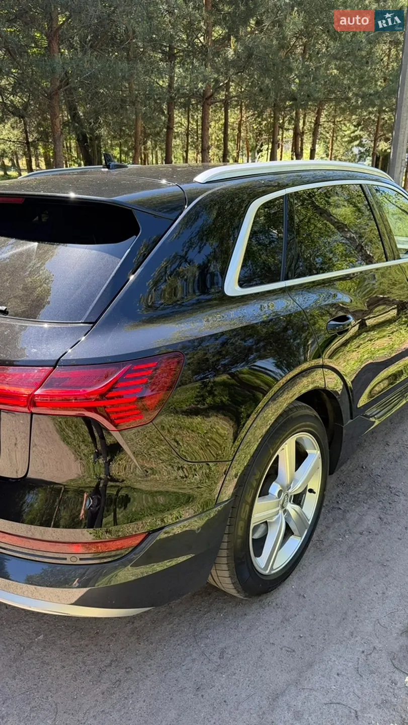 2019 Audi e-tron - мініатюра 7