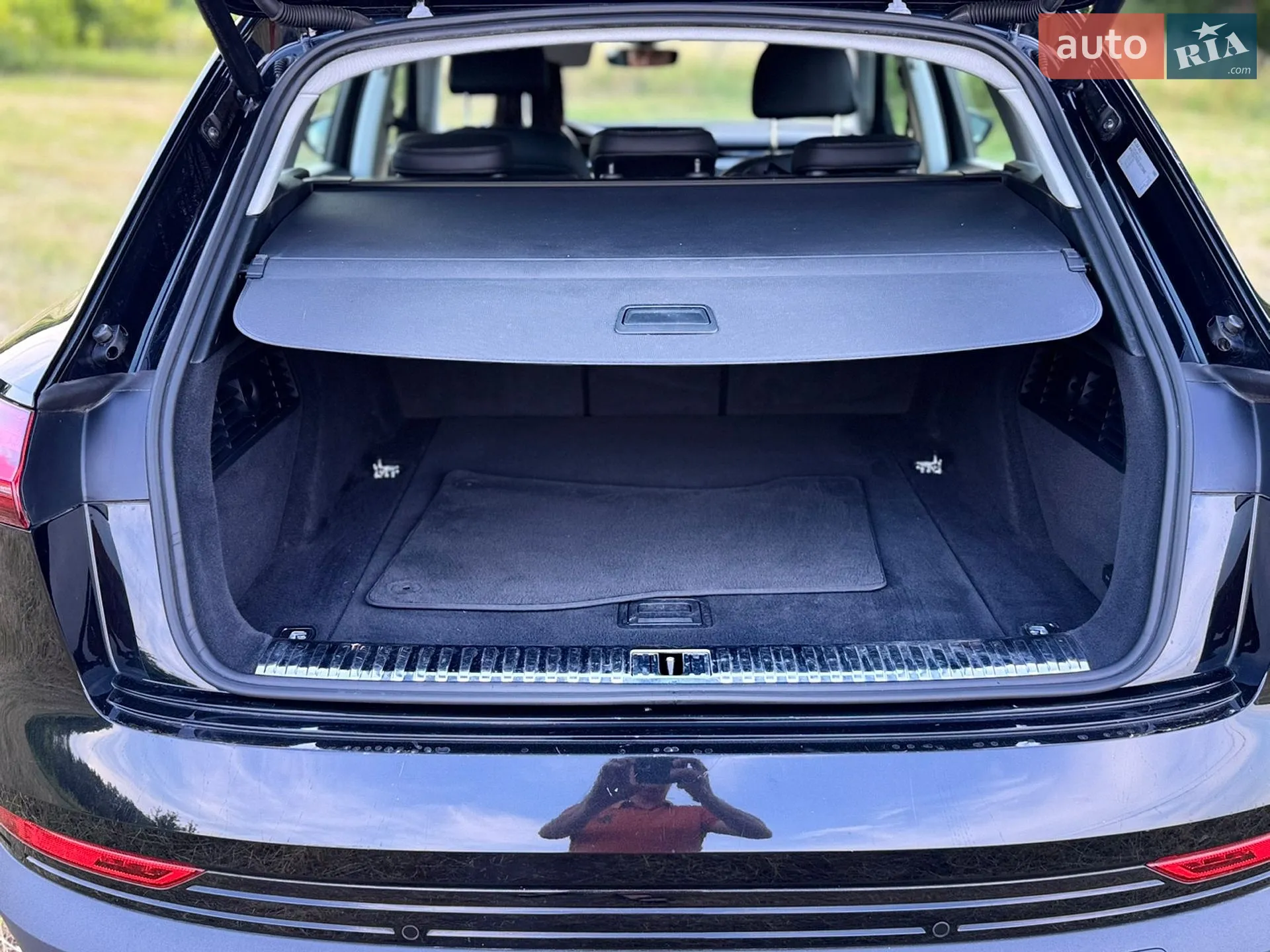 2019 Audi e-tron - мініатюра 10