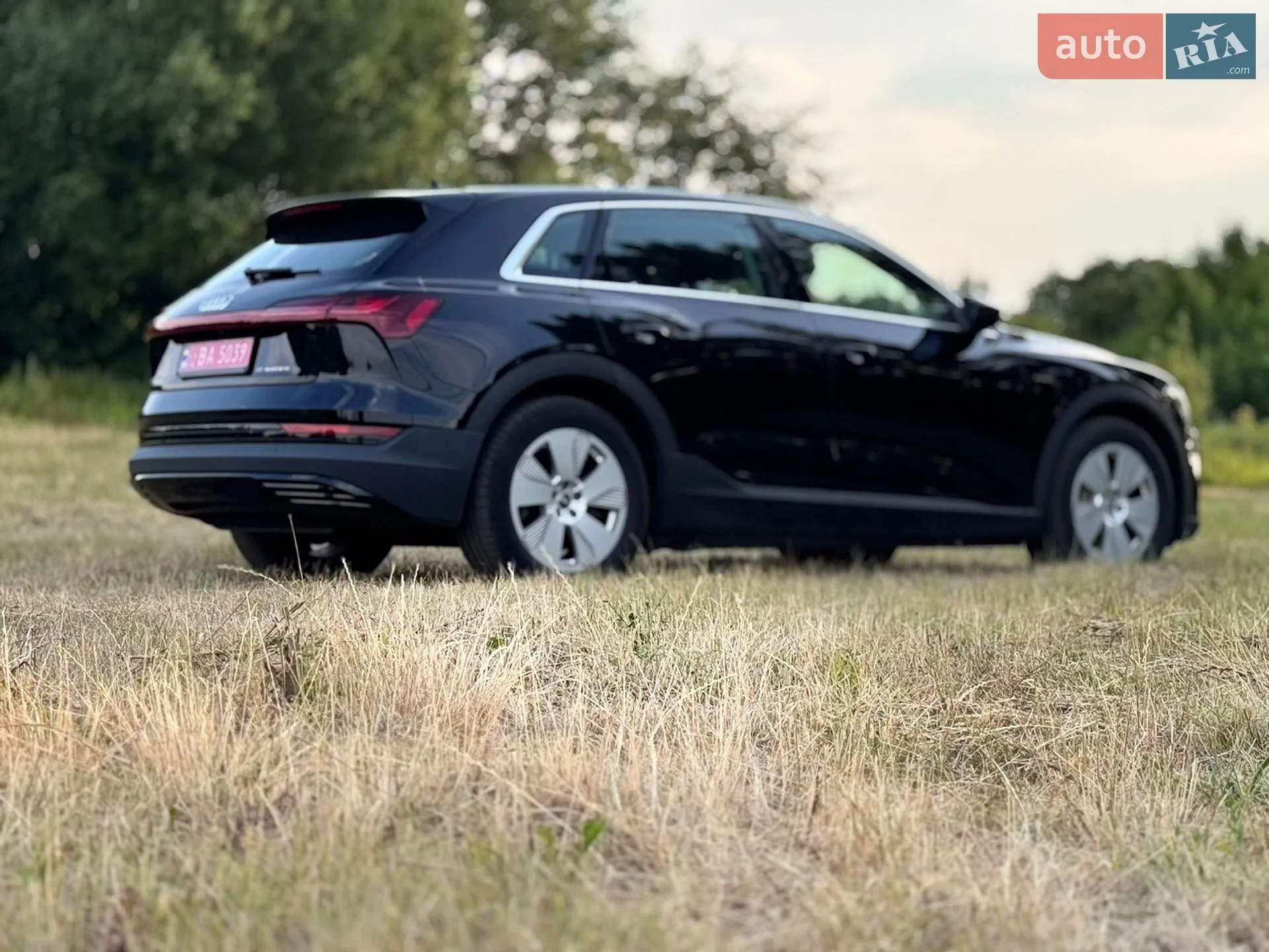 2019 Audi e-tron - мініатюра 22