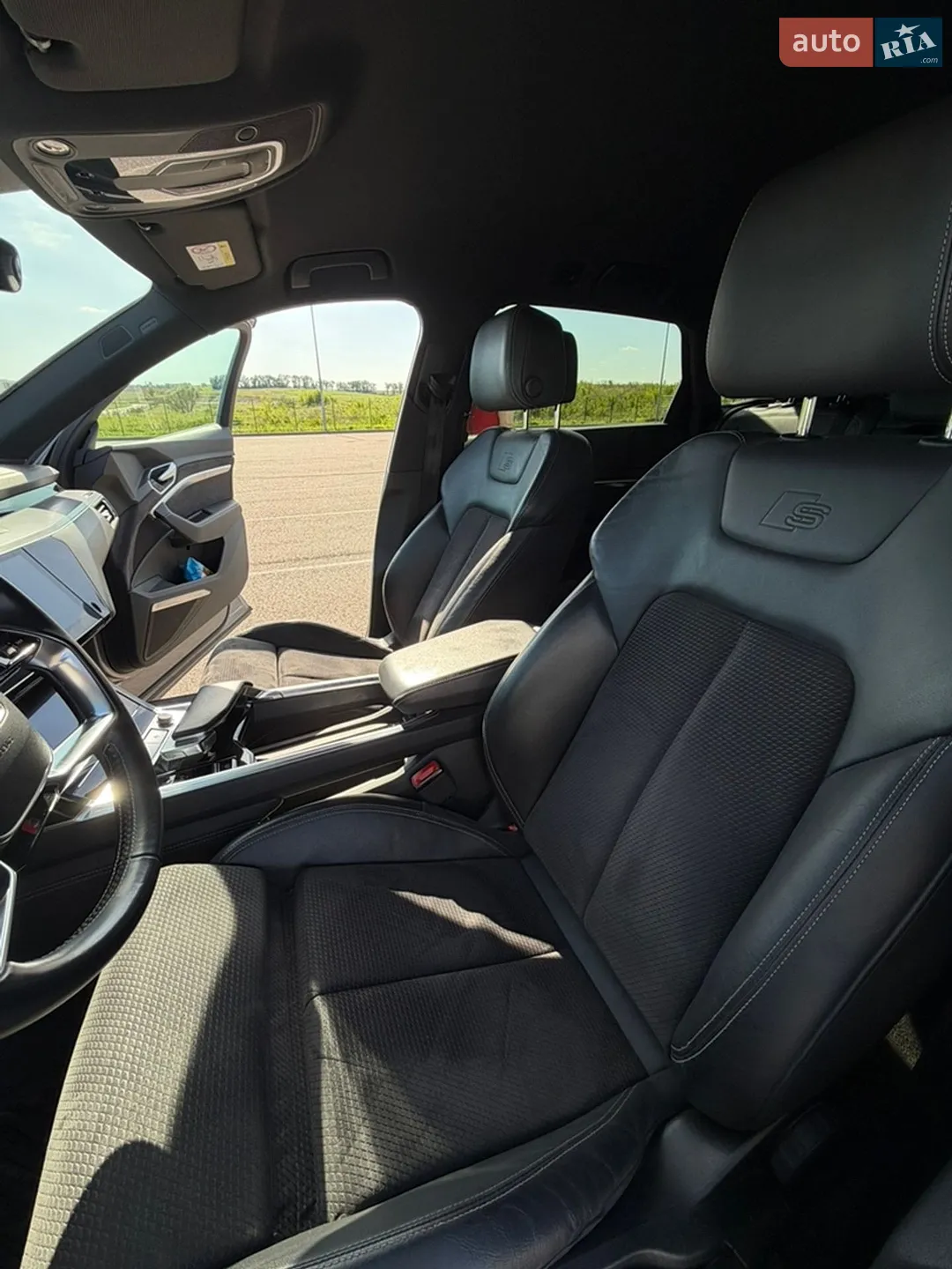 2019 Audi e-tron - мініатюра 6