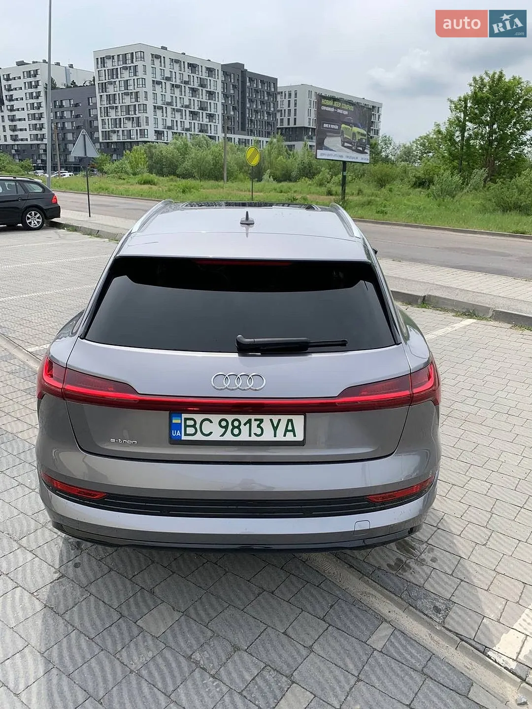 2019 Audi e-tron - мініатюра 7