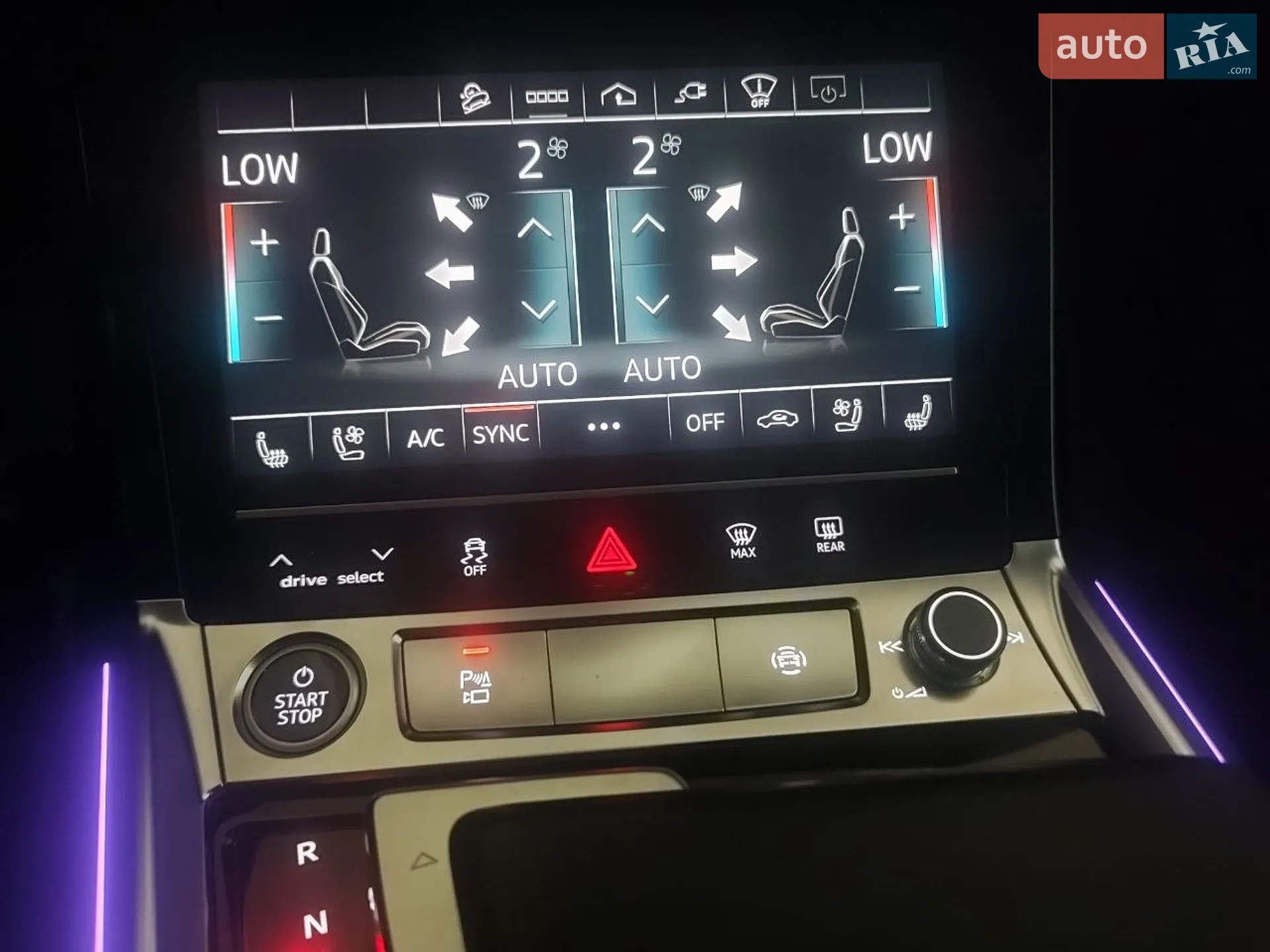 2020 Audi e-tron - мініатюра 21