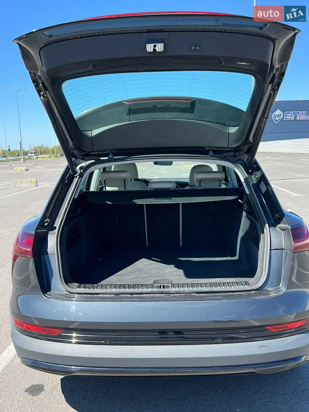 2020 Audi e-tron - мініатюра 7