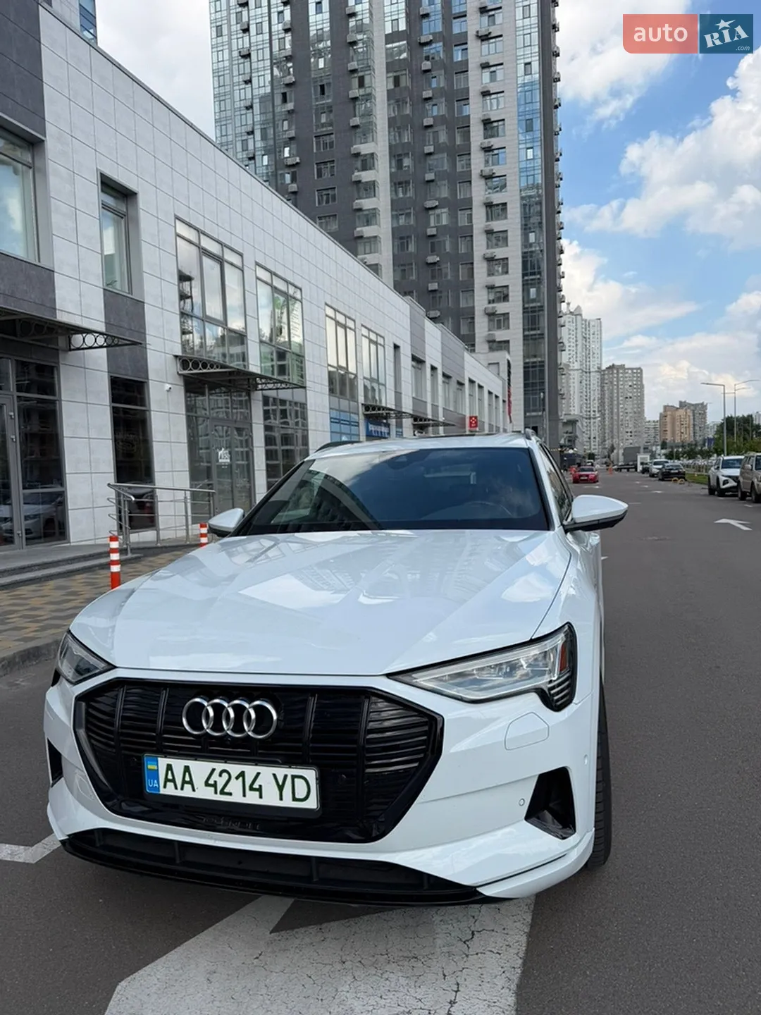 2021 Audi e-tron - мініатюра 15