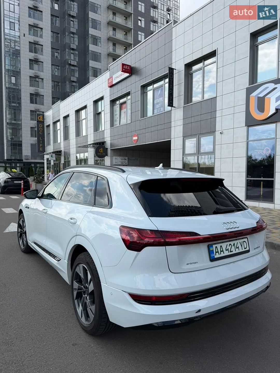 2021 Audi e-tron - мініатюра 10
