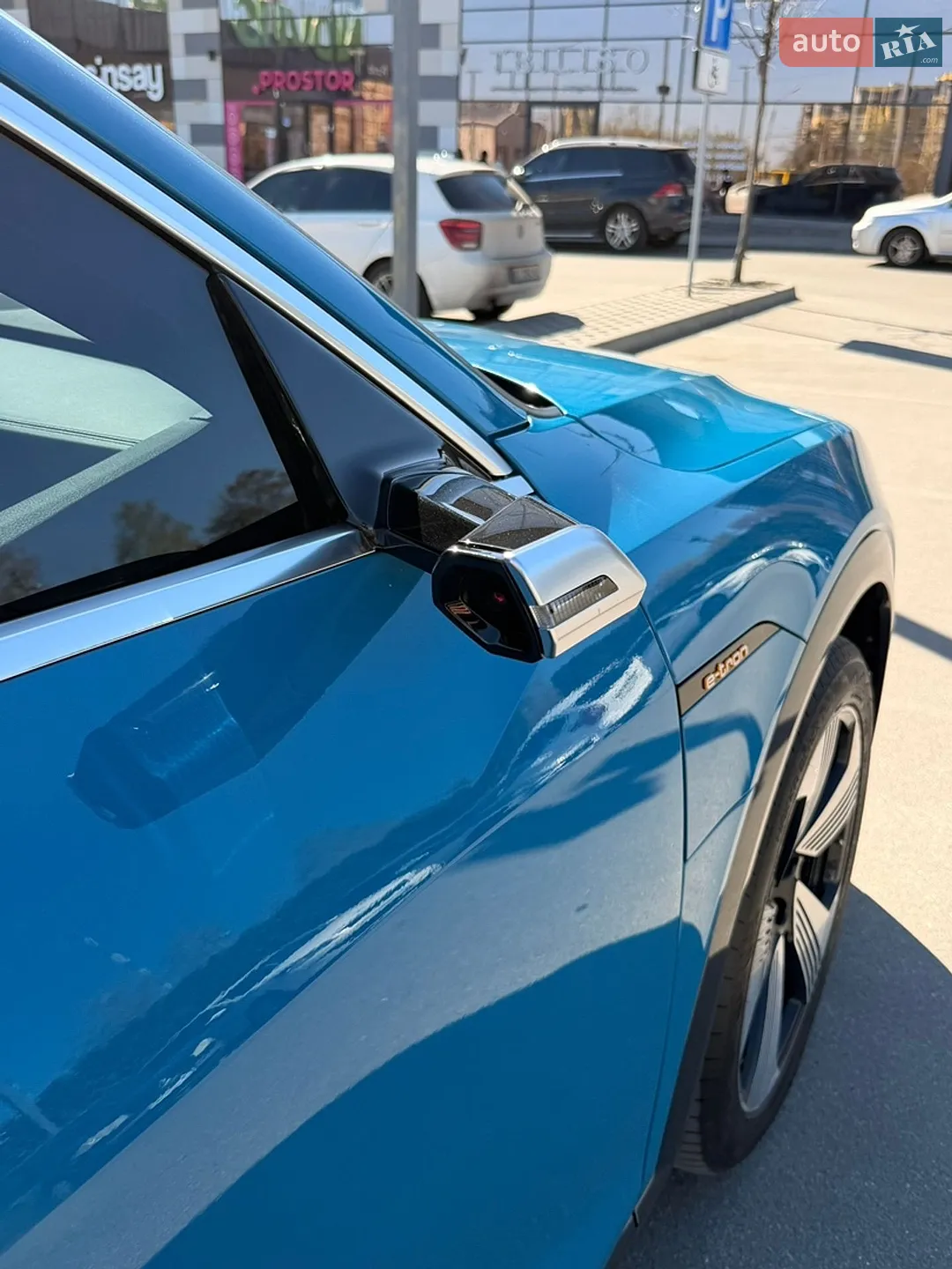 2019 Audi e-tron - мініатюра 13