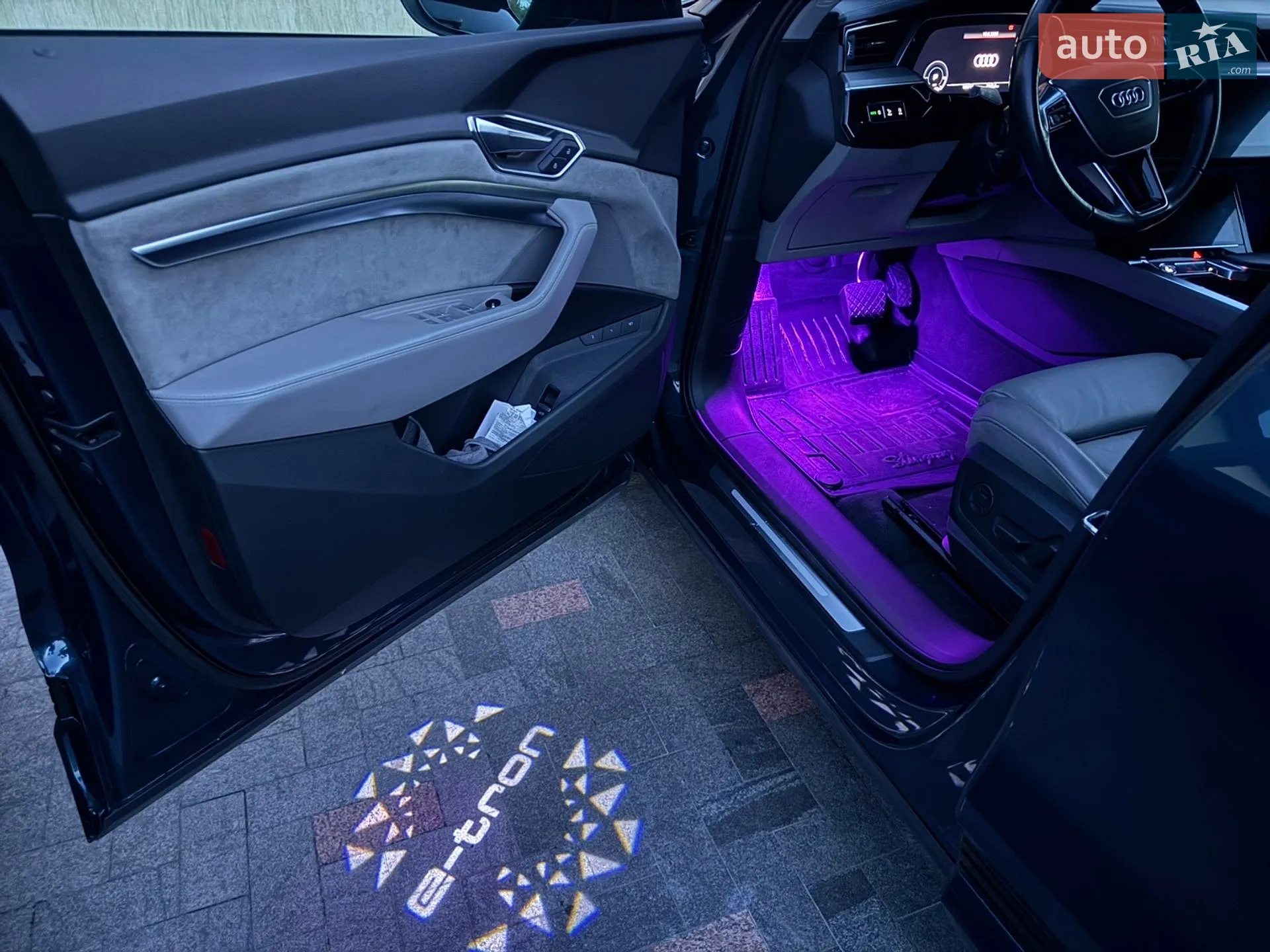 2019 Audi e-tron - мініатюра 33
