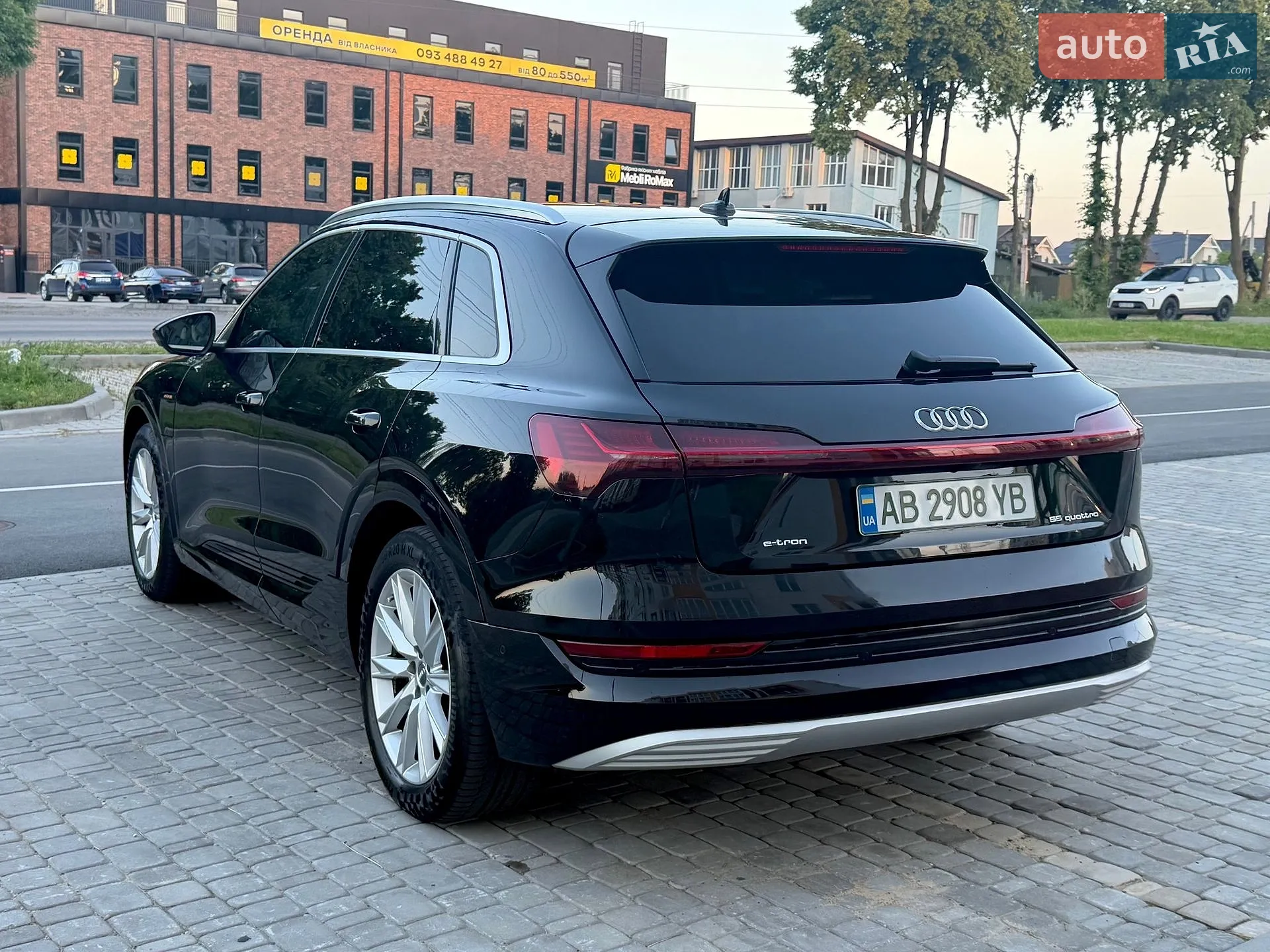 2019 Audi e-tron - мініатюра 13