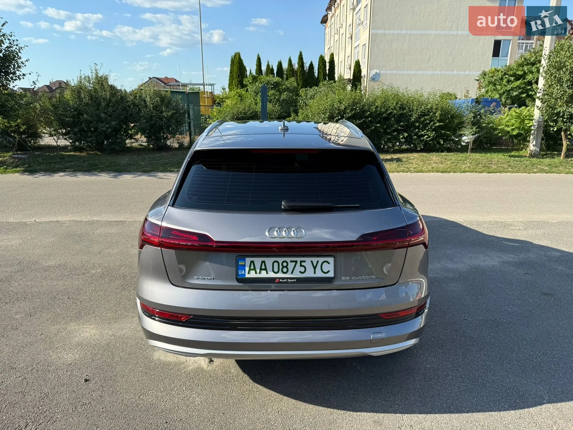 2020 Audi e-tron - мініатюра 21