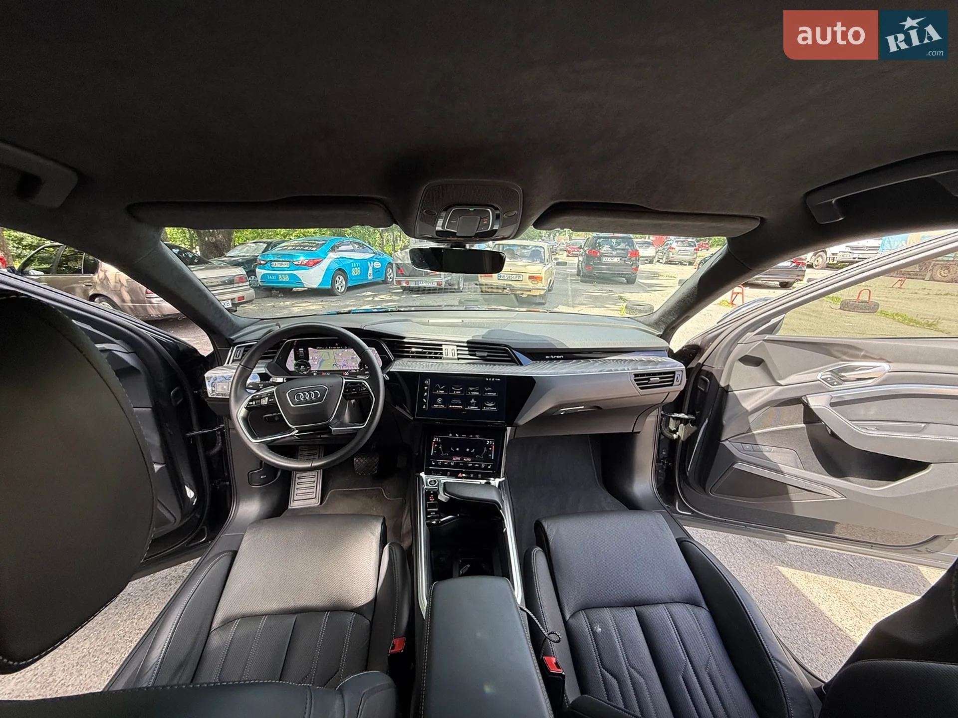 2020 Audi e-tron - мініатюра 23