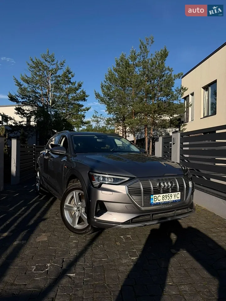 2019 Audi e-tron - мініатюра 23