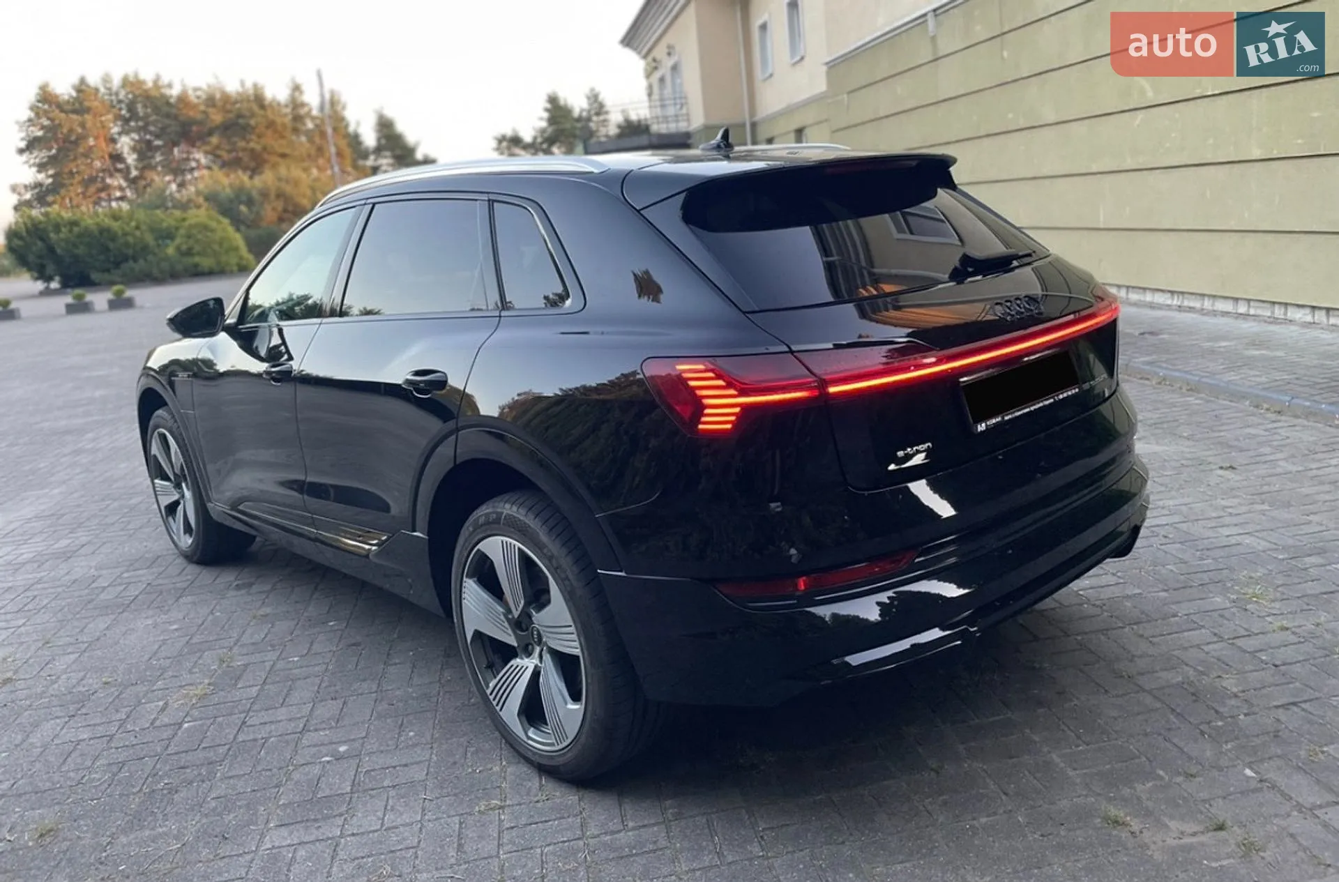 2020 Audi e-tron - мініатюра 15