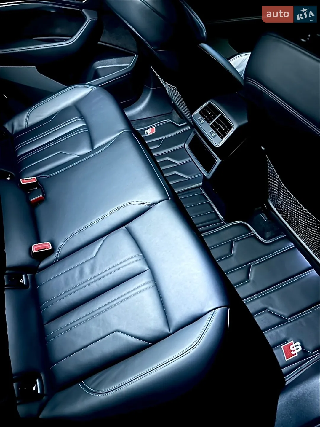 2020 Audi e-tron - мініатюра 21