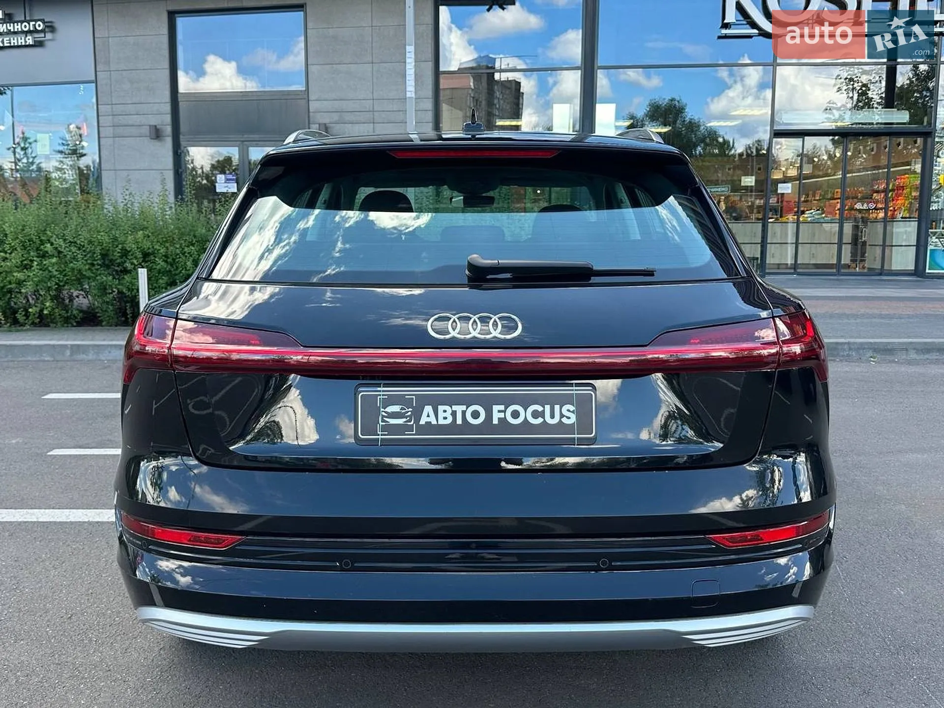 2019 Audi e-tron - мініатюра 6