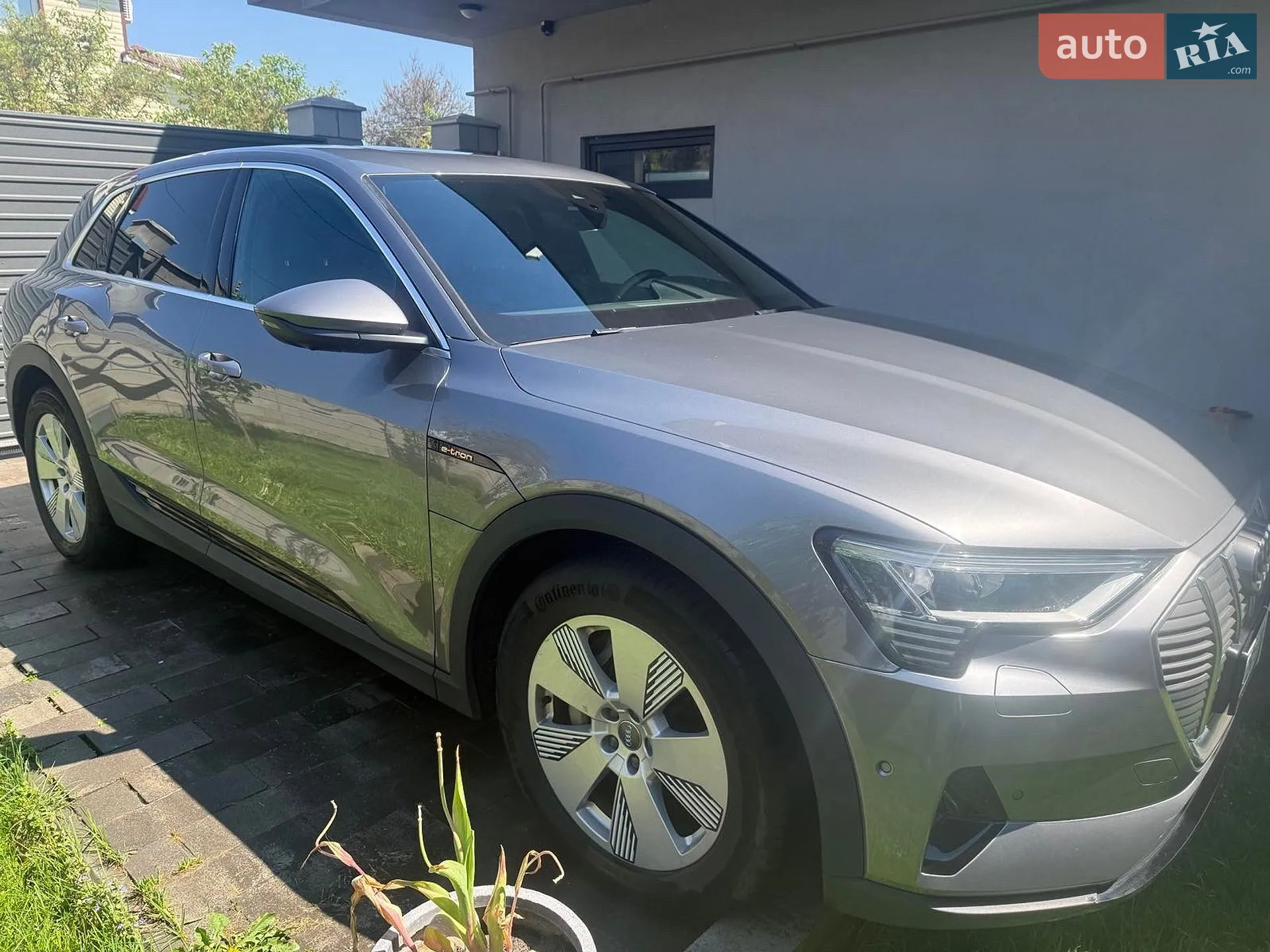 2020 Audi e-tron - мініатюра 4