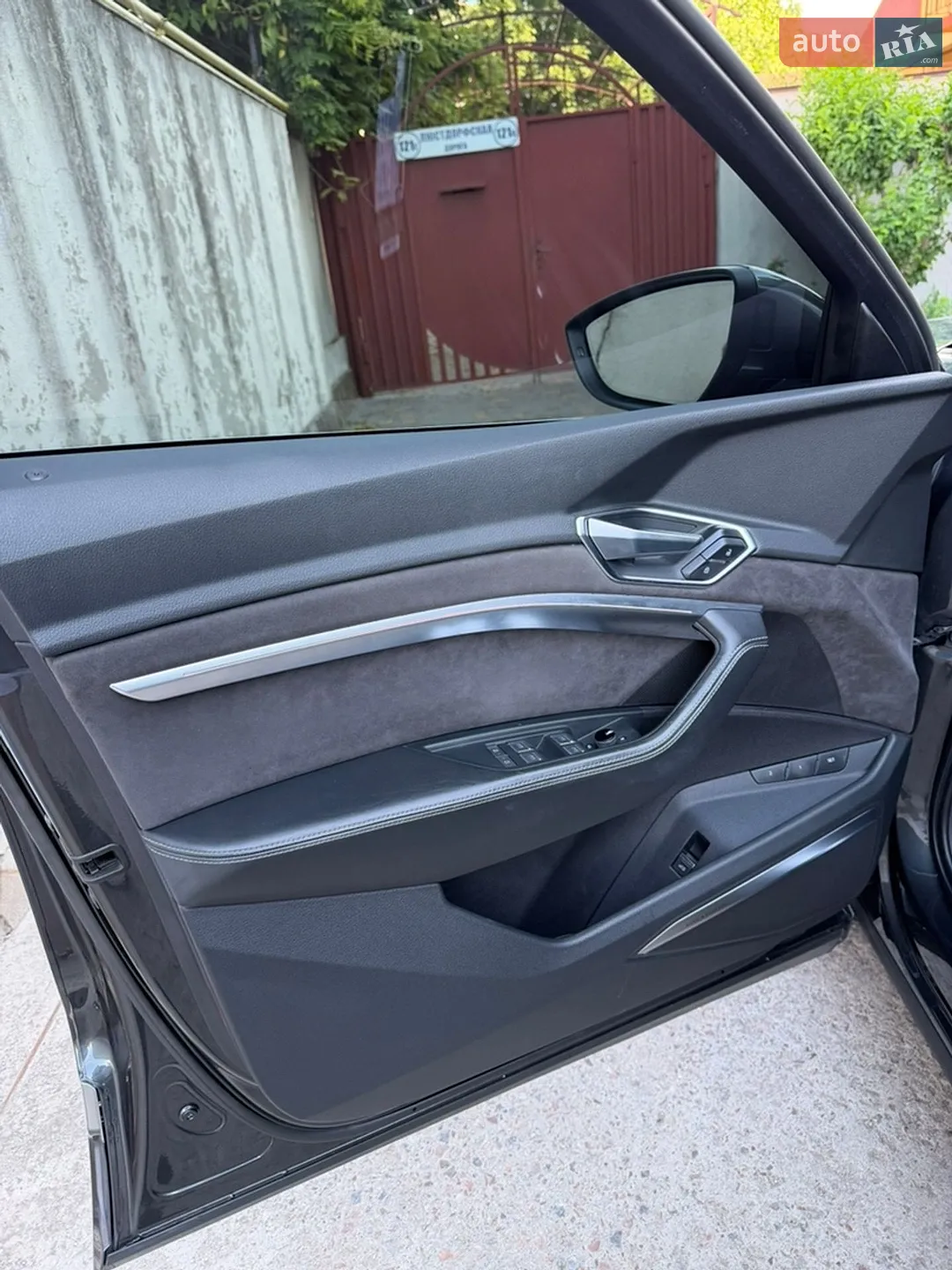 2019 Audi e-tron - мініатюра 7
